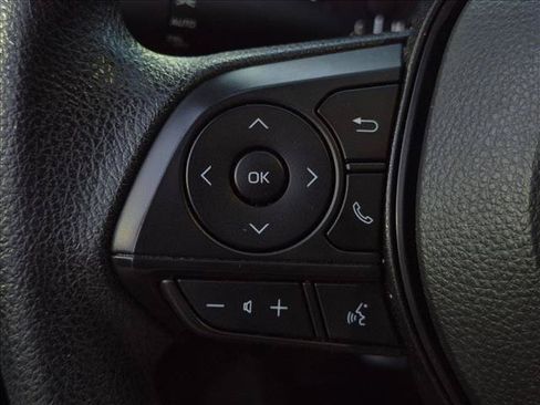 Used 2023 Toyota Corolla LE FWD image 8