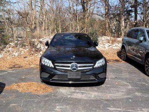 Certified 2019 Mercedes-Benz C 300 4MATIC Sedan image 2