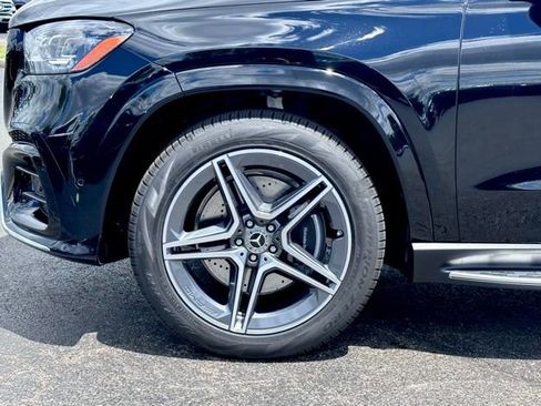 New 2026 Mercedes-Benz GLS 450 4MATIC image 7