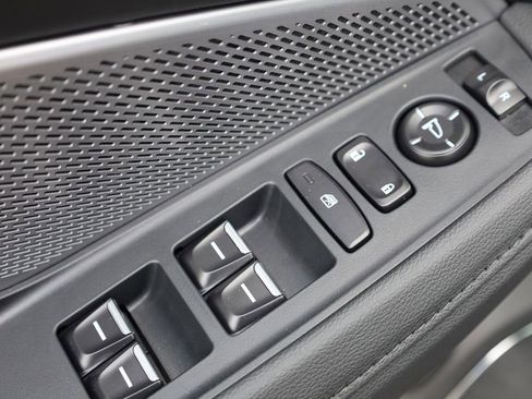 New 2026 Acura MDX SH-AWD image 11