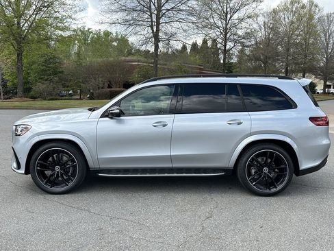 New 2026 Mercedes-Benz GLS 580 4MATIC image 5