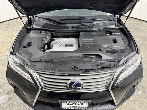 Used 2014 Lexus RX 450h AWD image 40