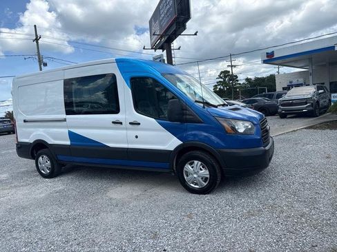 Used 2018 Ford Transit 250 148 Medium Roof RWD image 5