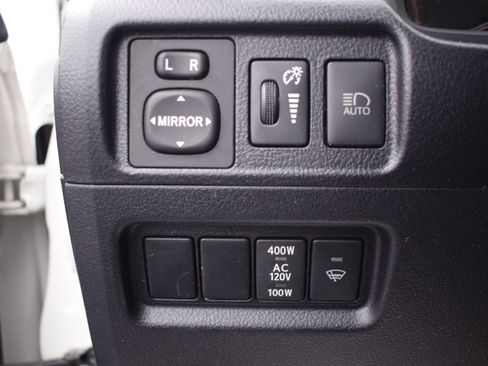 Used 2022 Toyota 4Runner TRD Off-Road Premium image 15