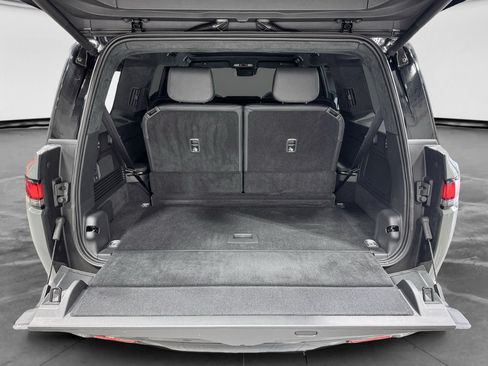 Used 2026 Rivian R1S Premium AWD/4WD image 26