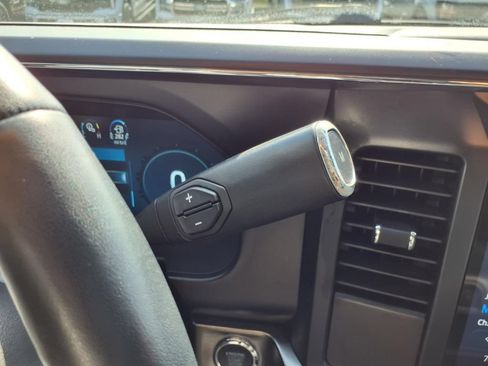 Used 2024 Ford F250 Lariat w/ Sport Appearance Package AWD/4WD image 21