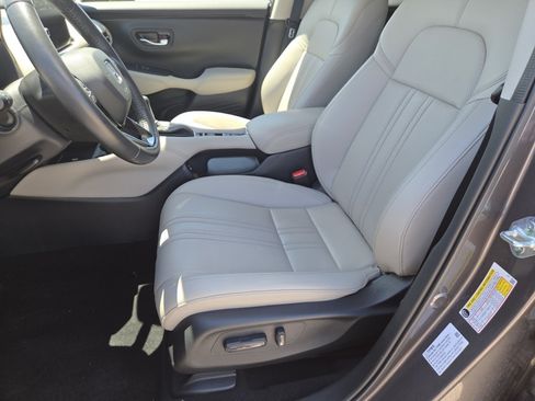 Used 2025 Honda HR-V EX-L image 24