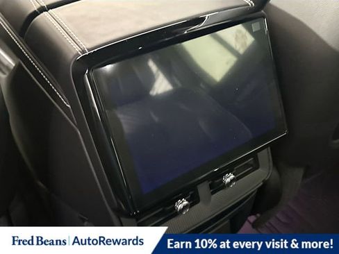 New 2026 Cadillac Vistiq Platinum image 15