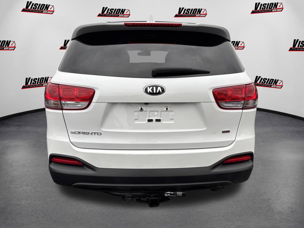 Used 2018 Kia Sorento AWD image 4