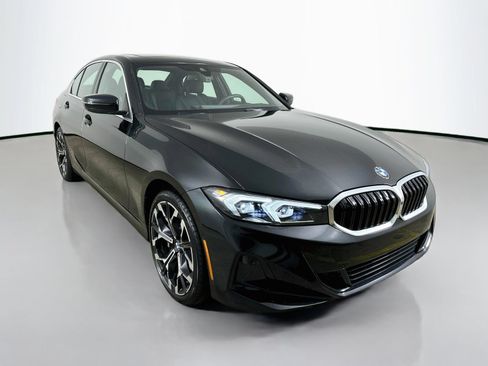 Used 2025 BMW 330i xDrive Sedan AWD/4WD image 3