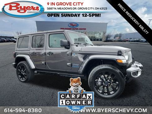 Used 2025 Jeep Wrangler Unlimited Sahara w/ Safety Group image 1
