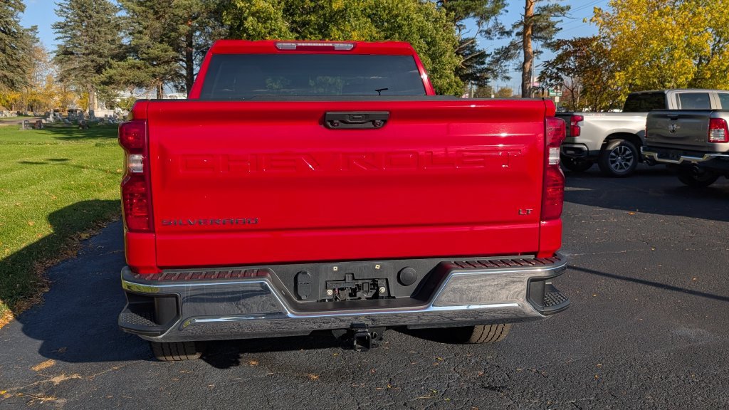 Used 2024 Chevrolet Silverado 1500 LT AWD/4WD image 22