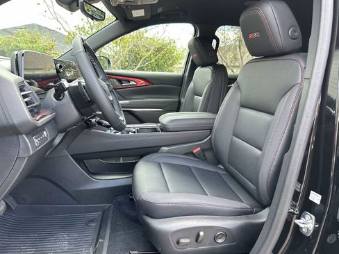 New 2026 Chevrolet Traverse Z71 w/ Enhanced Driving Package AWD/4WD image 16