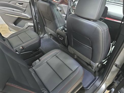 New 2026 Chevrolet Traverse Z71 image 12