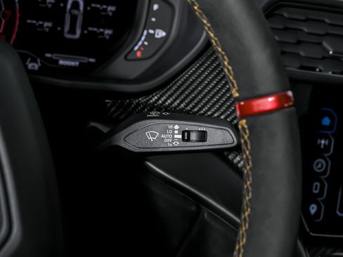 Used 2024 Lamborghini Urus Performante image 34