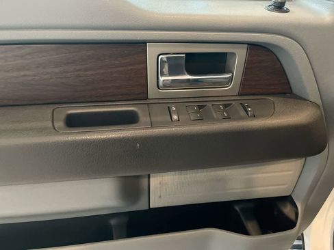 Used 2013 Ford F150 Lariat w/ Lariat Chrome Pkg image 13