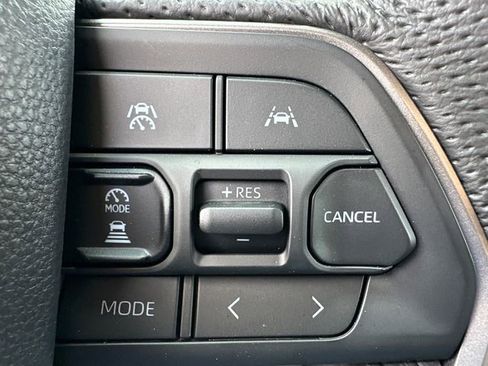 Certified 2026 Toyota Tacoma TRD Off-Road AWD/4WD image 36