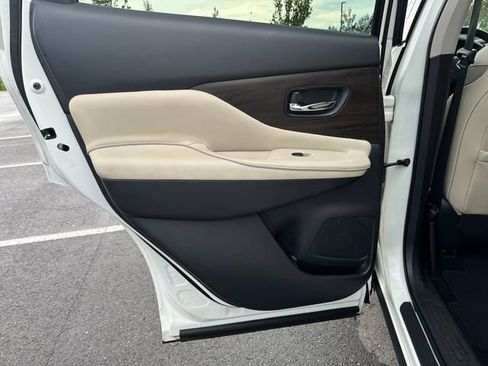 Used 2020 Nissan Murano Platinum FWD image 16