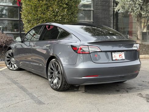 Used 2021 Tesla Model 3 Performance image 19