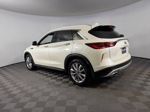 Used 2022 INFINITI QX50 Essential image 7