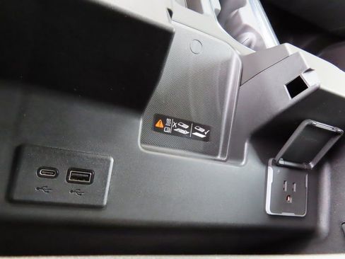 New 2026 Chevrolet Silverado 1500 LT Trail Boss w/ LT Trail Boss Premium Package image 13