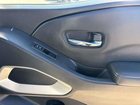 Used 2023 Nissan Frontier SV w/ SV Convenience Package image 19