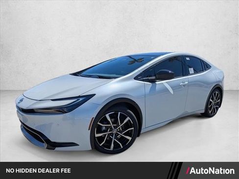 New 2026 Toyota Prius Plug-In Hybrid FWD image 1