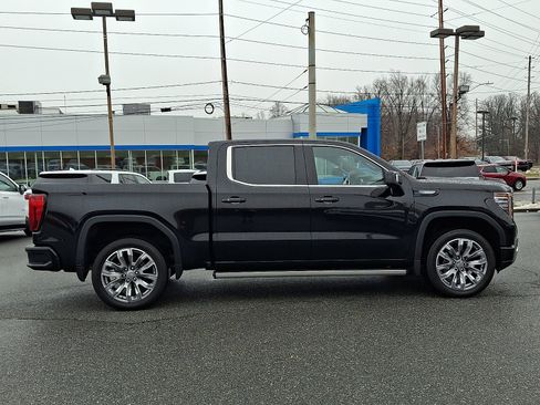 Used 2024 GMC Sierra 1500 Denali w/ Denali Reserve Package image 7