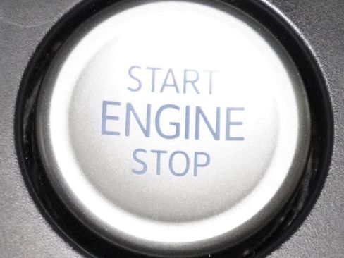 Used 2021 Volkswagen Atlas Cross Sport SEL Premium image 27