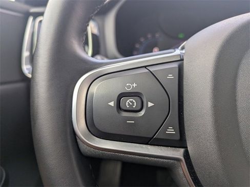 Used 2024 Volvo S60 B5 Core image 22