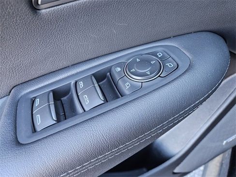 Used 2025 Cadillac XT5 Premium Luxury image 31