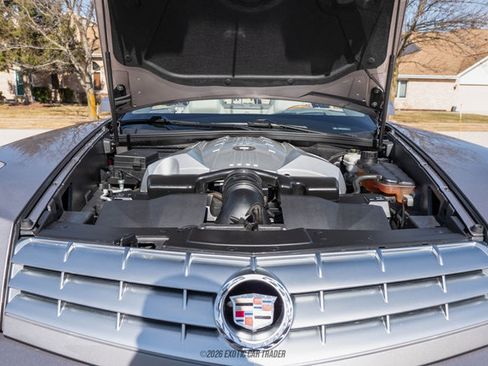 Used 2004 Cadillac XLR image 33