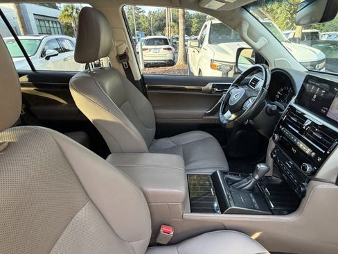 Certified 2023 Lexus GX 460 Premium w/ Accessory Package AWD/4WD image 33