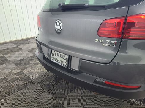 Used 2014 Volkswagen Tiguan S image 19