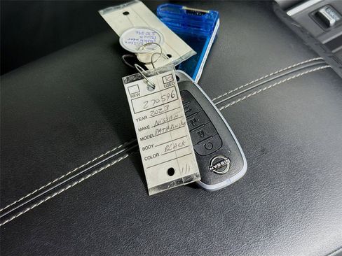 Used 2023 Nissan Pathfinder SL w/ SL Premium Package FWD image 28