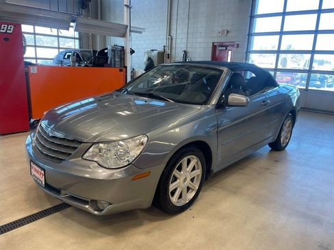 Used 2008 Chrysler Sebring Touring w/ Special Touring Group image 23