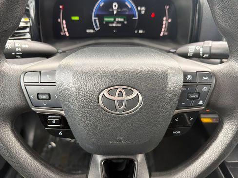 Certified 2025 Toyota Camry LE image 21