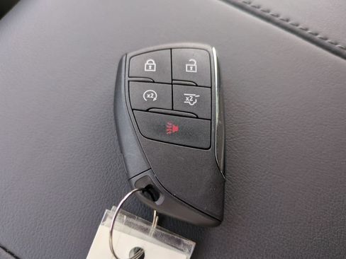 Used 2025 Chevrolet Tahoe LS AWD/4WD image 34