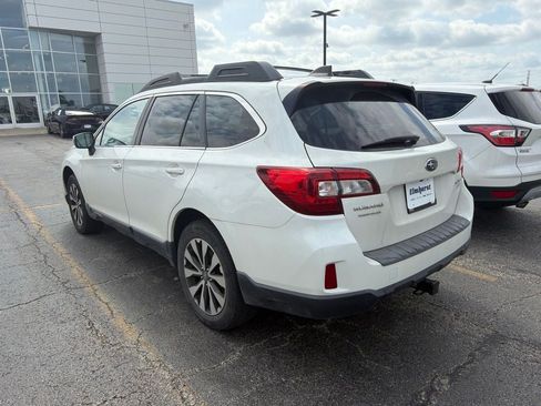 Used 2017 Subaru Outback 2.5i Limited AWD/4WD image 5