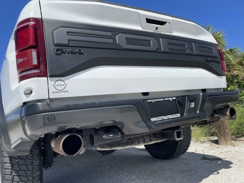 Used 2019 Ford F150 Raptor w/ Equipment Group 802A Luxury image 34