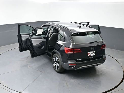 Used 2024 Volkswagen Taos S image 60
