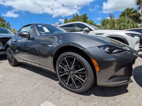 New 2026 MAZDA MX-5 Miata RF Grand Touring RWD image 2