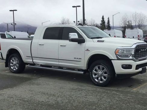 Certified 2023 RAM 3500 Limited w/ Towing Technology Group image 2
