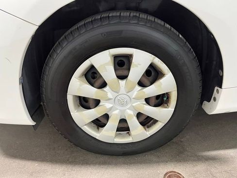 Used 2011 Toyota Corolla LE FWD image 28