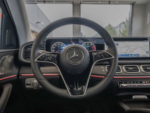Used 2026 Mercedes-Benz GLE 450 4MATIC image 9