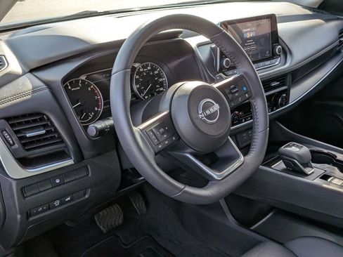 Certified 2024 Nissan Rogue SV w/ SV Premium Package image 15