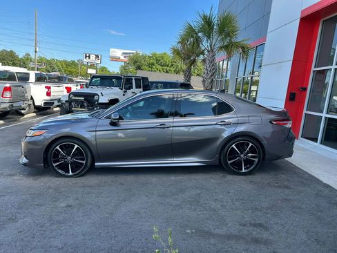 Used 2020 Toyota Camry XSE w/ Navigation Package image 7