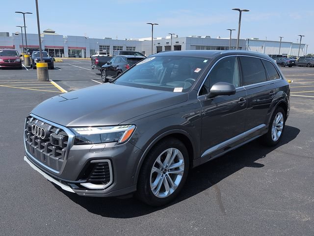 Used 2025 Audi Q7 3.0T Prestige AWD/4WD image 3