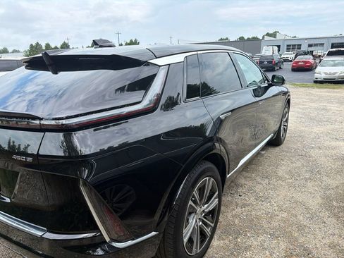 Used 2024 Cadillac Lyriq Luxury RWD image 4