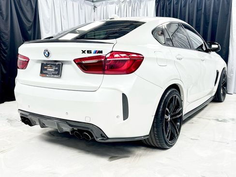 Used 2016 BMW X6 M image 9